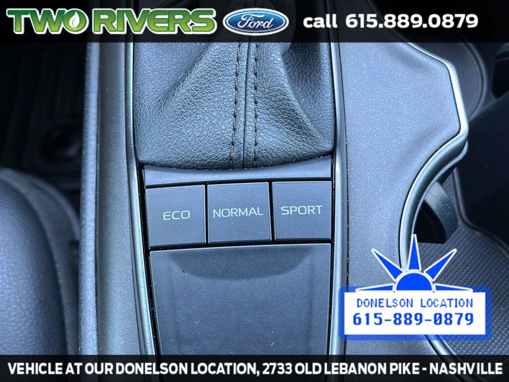 Used 2022 Toyota Camry SE FWD image 27