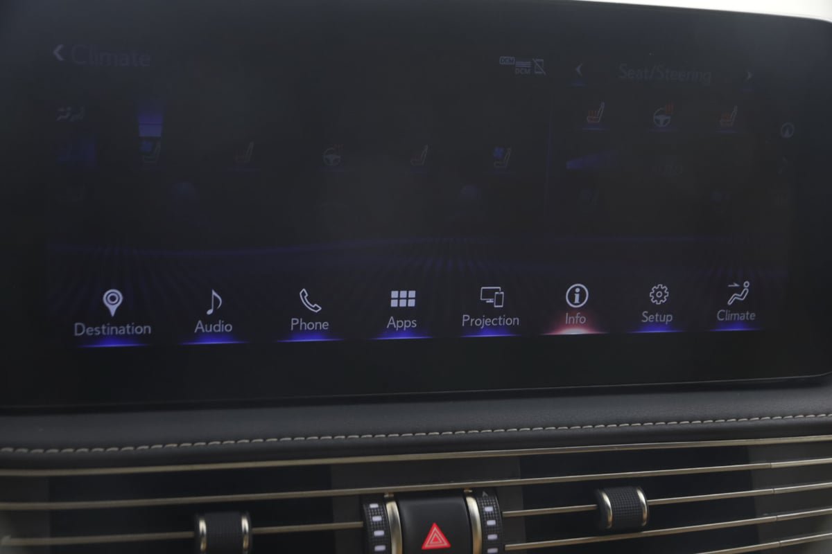 Used 2022 Lexus LS 500 AWD w/ Interior Upgrade Package image 34