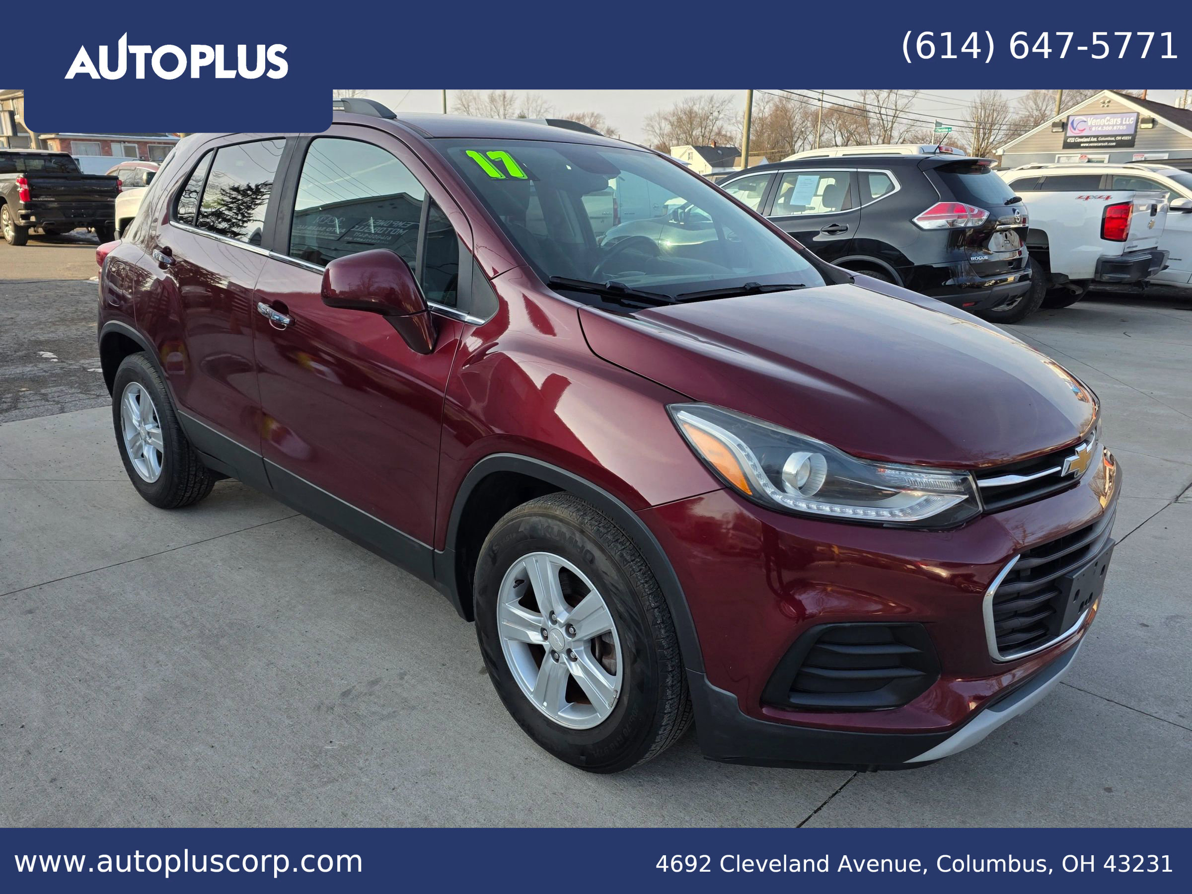 Used 2017 Chevrolet Trax LT w/ LT Convenience Package image 1