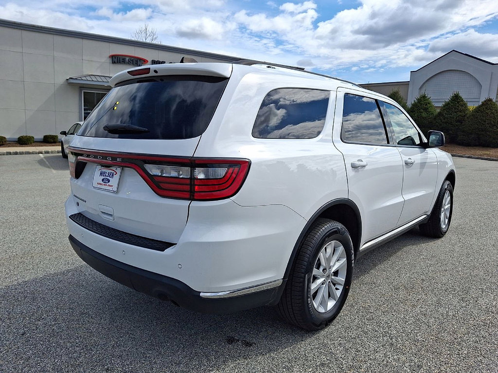 Used 2020 Dodge Durango SXT image 24