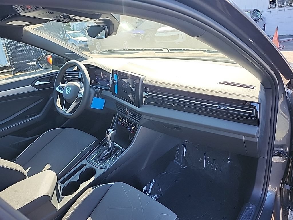 New 2027 Volkswagen Jetta Sport FWD image 11