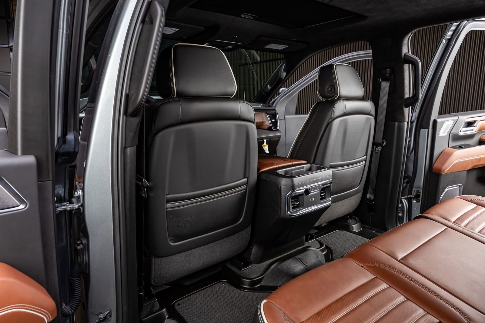 Used 2025 GMC Sierra 2500 Denali Ultimate image 34