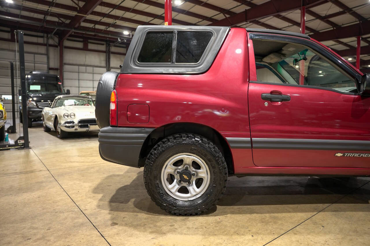 Used 1999 Chevrolet Tracker 2WD Convertible w/ Preferred Equipment Group 2 image 9