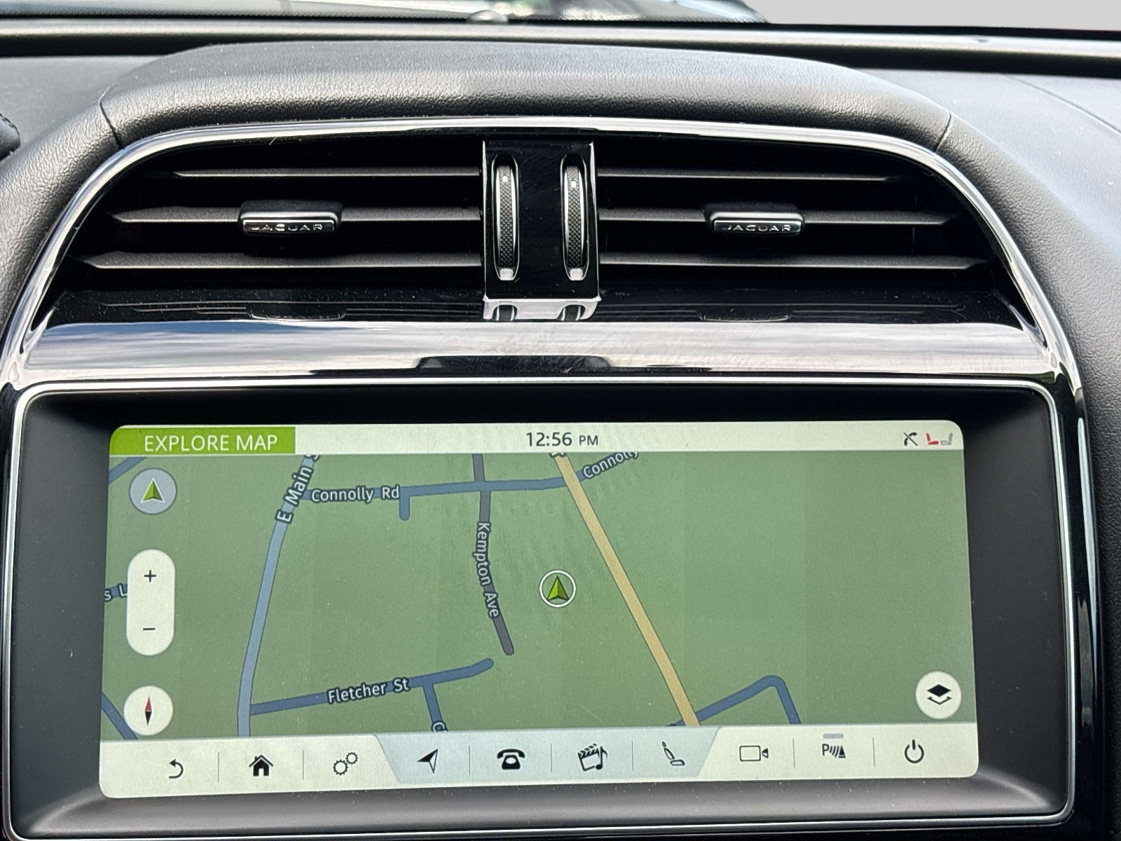 Used 2019 Jaguar F-PACE Prestige AWD/4WD image 23