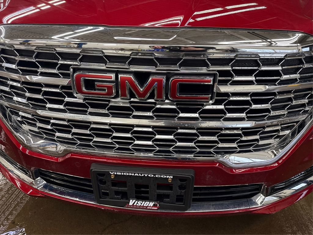 Used 2023 GMC Terrain Denali image 17