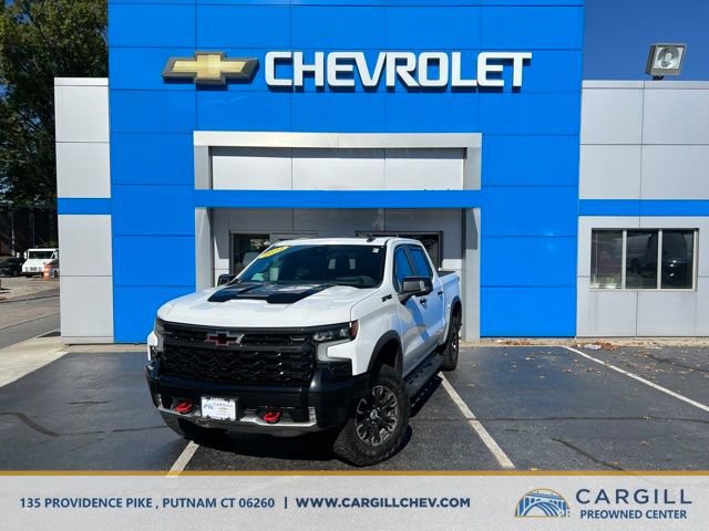 Used 2024 Chevrolet Silverado 1500 ZR2 w/ Technology Package AWD/4WD image 1