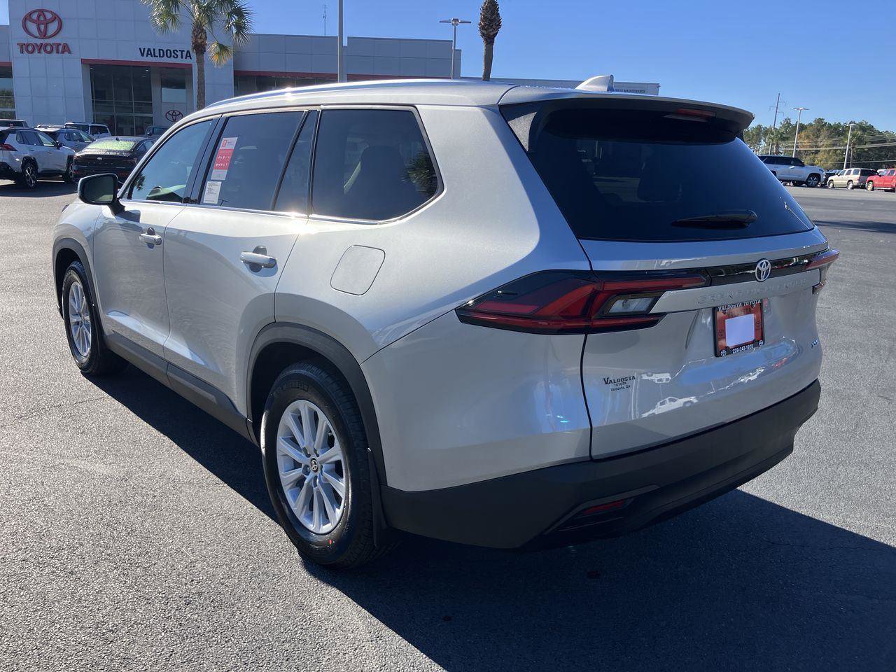 New 2026 Toyota Grand Highlander XLE image 3