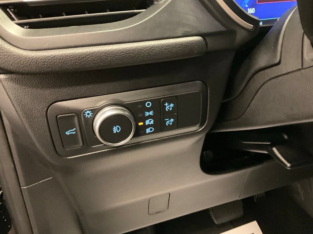 Used 2022 Ford Escape SEL w/ SEL Stealth AWD Package image 20