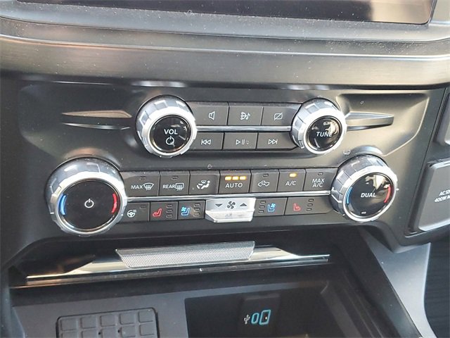 Used 2023 Ford F350 Lariat w/ Lariat Ultimate Package image 21