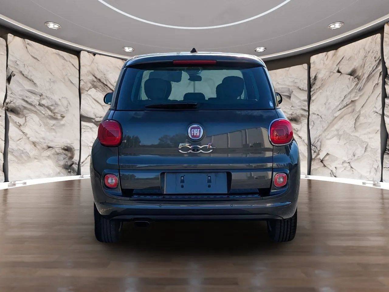 Used 2015 FIAT 500L Lounge FWD image 9