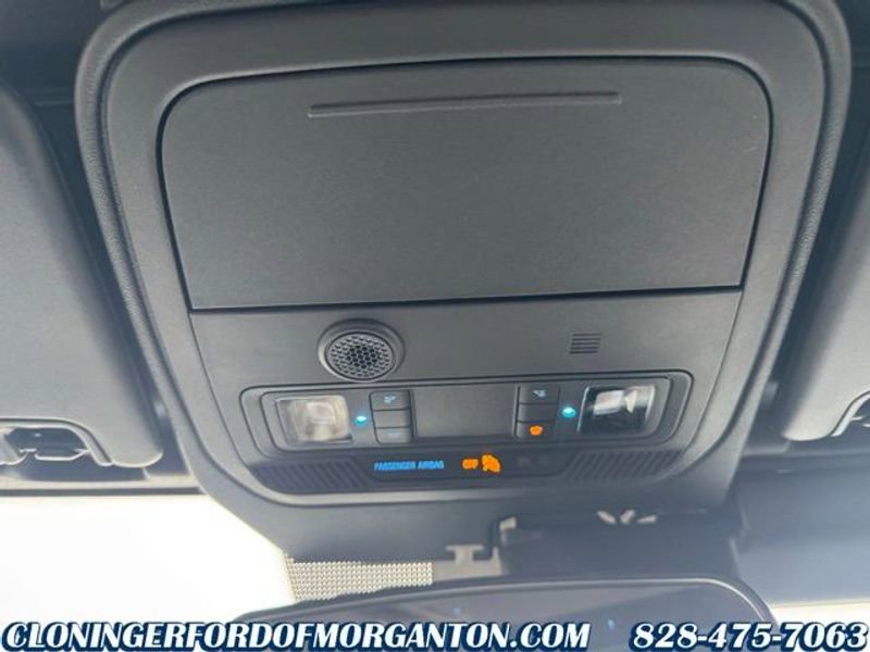 New 2025 Ford Bronco 4-Door image 29