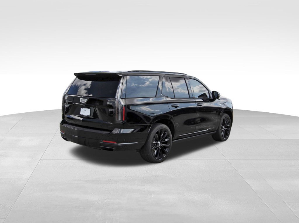 Certified 2026 Cadillac Escalade Platinum Sport w/ LPO, ONYX Package AWD/4WD image 4