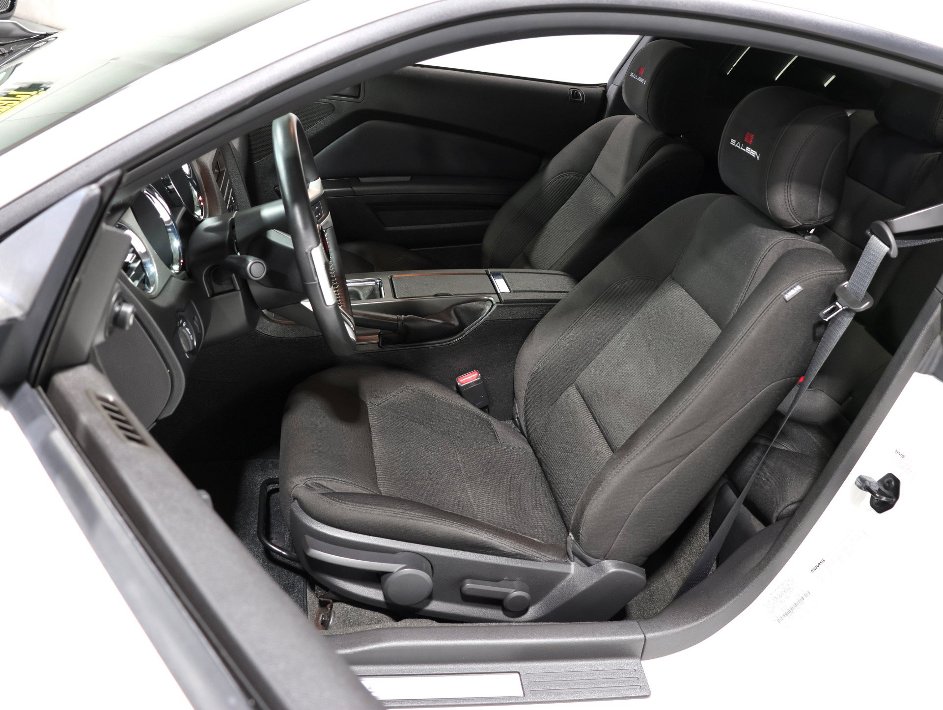 Used 2013 Ford Mustang GT RWD image 57