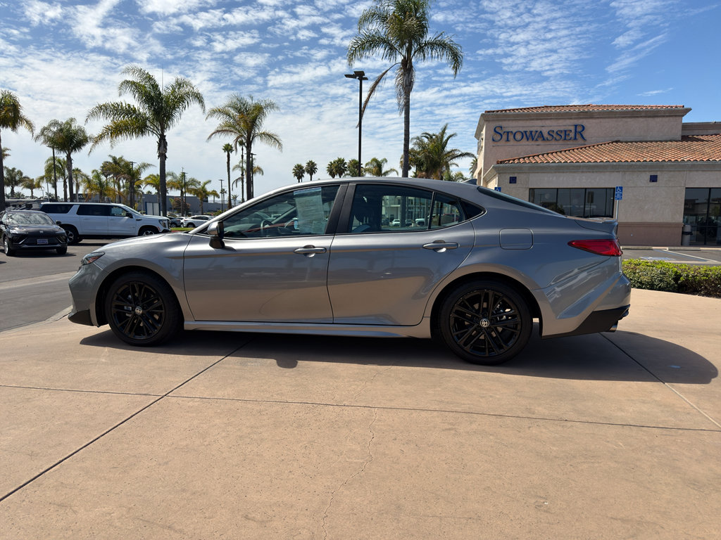 Used 2025 Toyota Camry Hybrid FWD image 6