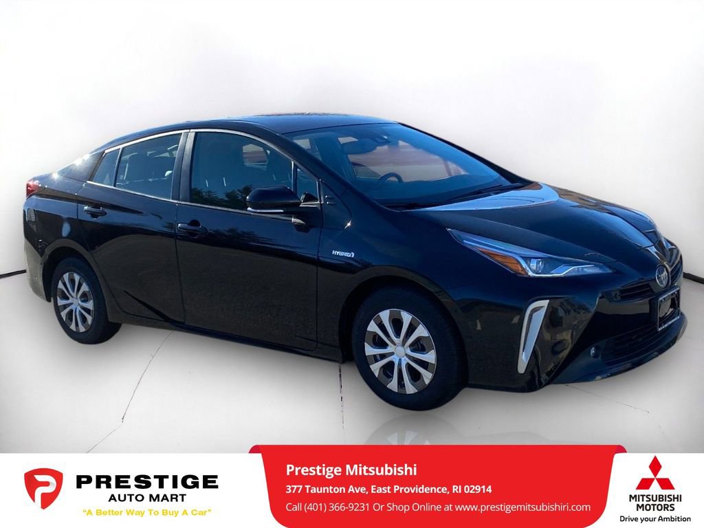 Used 2022 Toyota Prius XLE