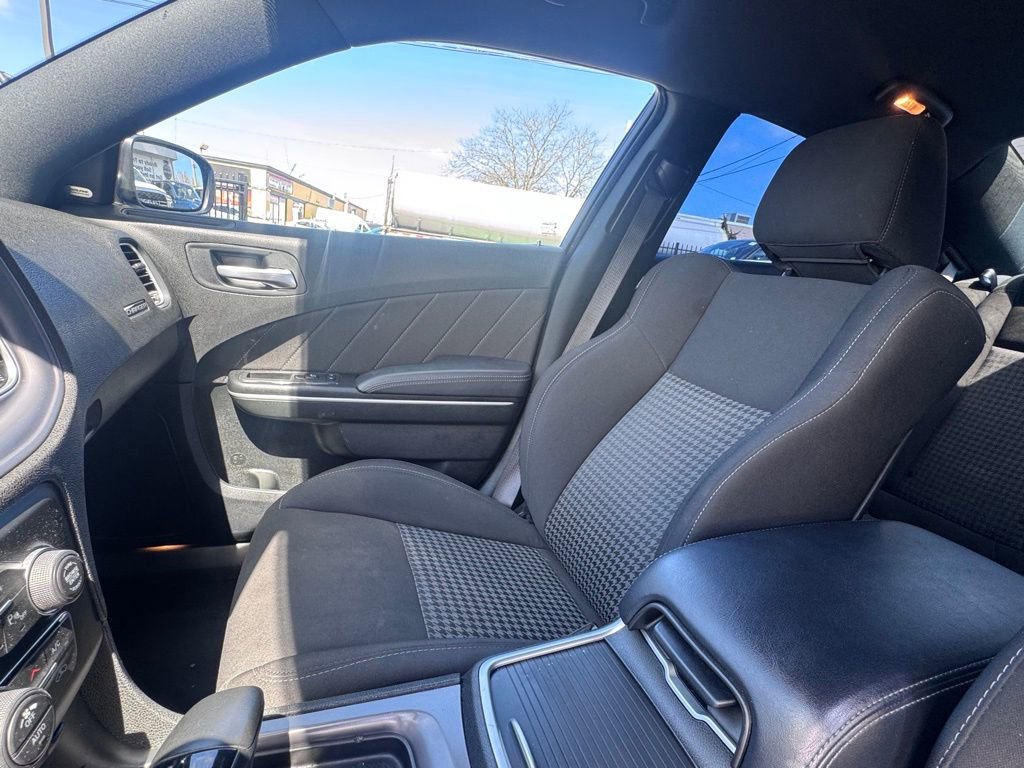 Used 2023 Dodge Charger GT w/ Technology Group image 14