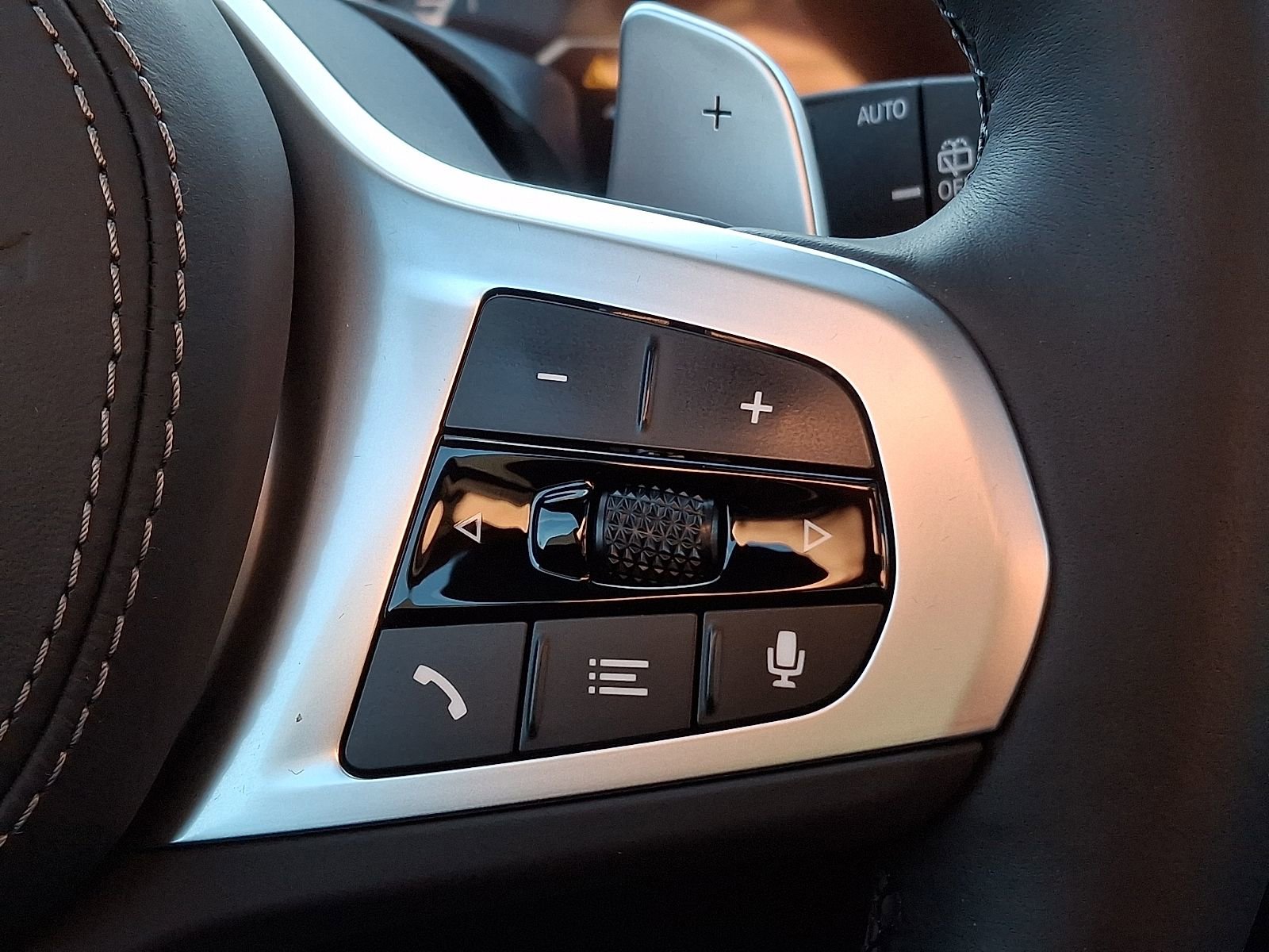 Used 2026 BMW X7 xDrive40i w/ M Sport Package image 18