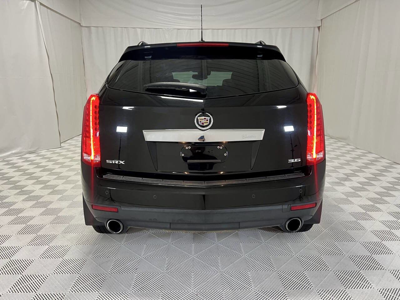 Used 2016 Cadillac SRX Premium w/ Driver Assist Package image 7