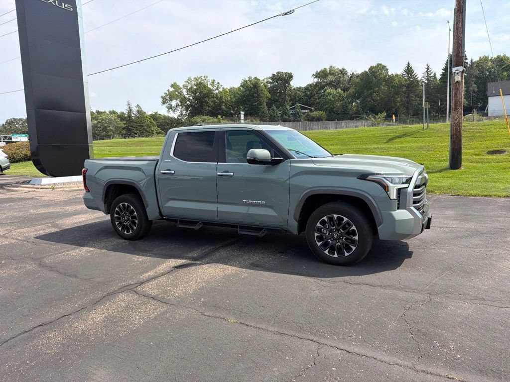 Used 2025 Toyota Tundra Limited AWD/4WD image 20