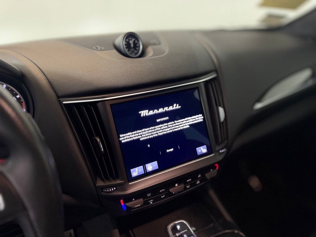 Used 2023 Maserati Levante Modena AWD/4WD image 23