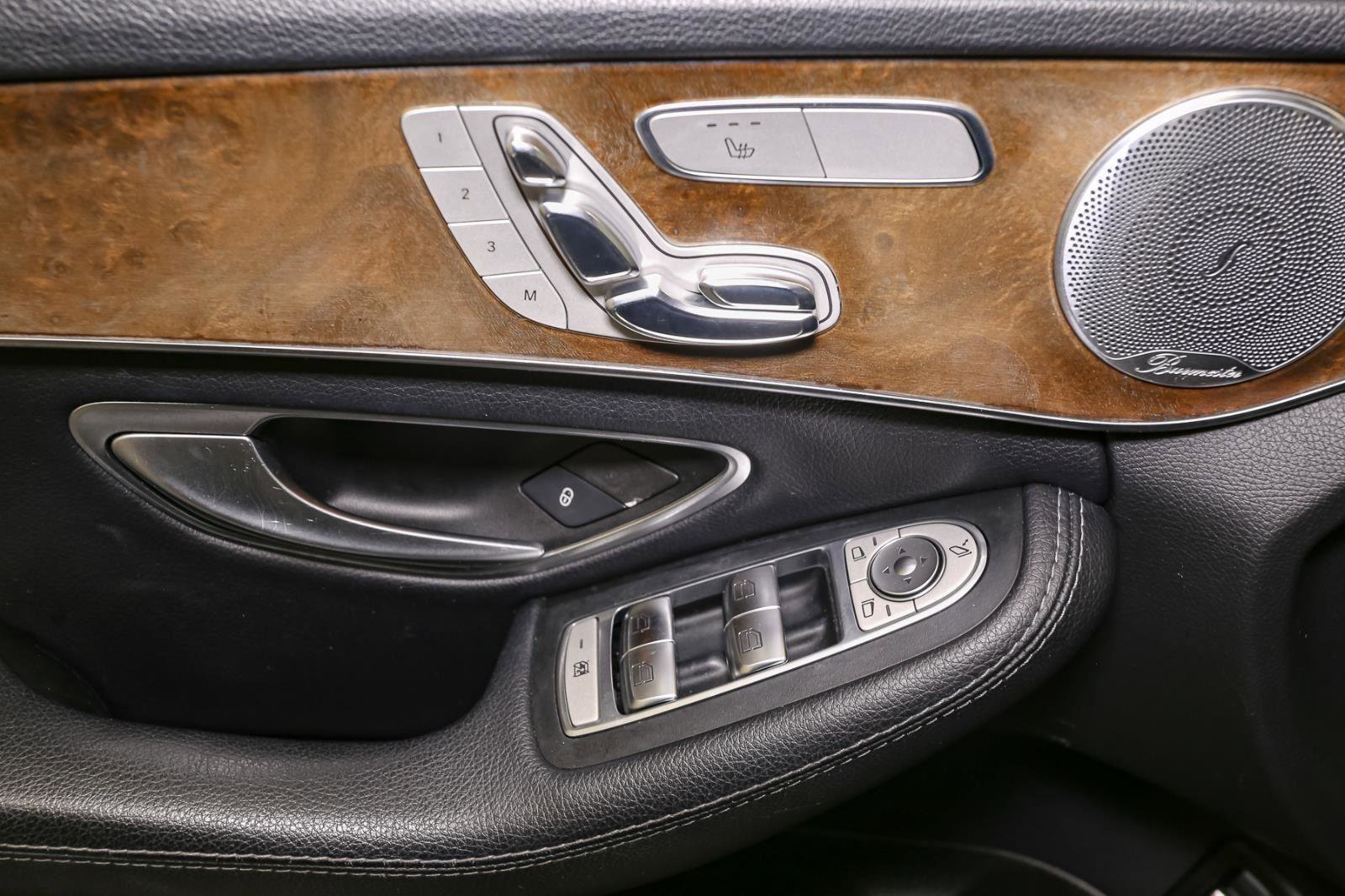 Used 2017 Mercedes-Benz C 300 4MATIC Sedan image 40