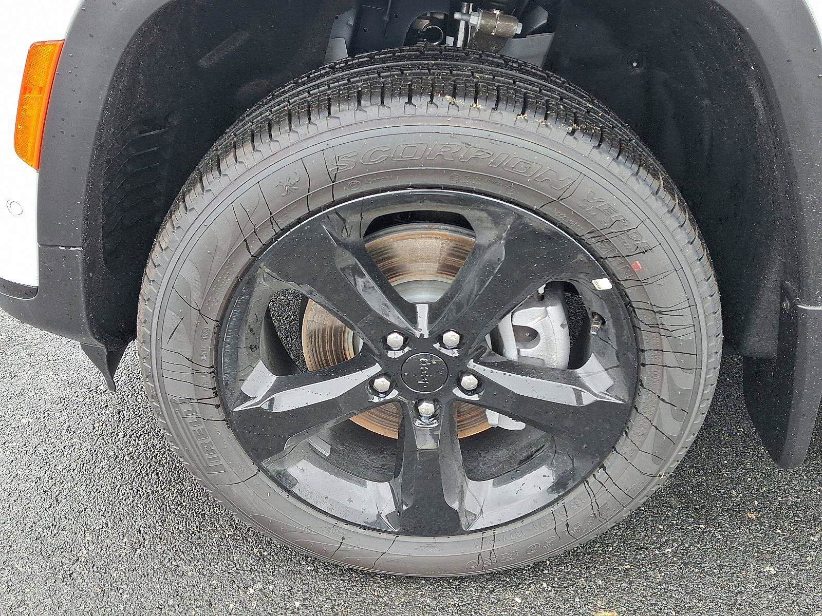 New 2025 Jeep Grand Cherokee L Limited w/ Luxury Tech Group II image 6