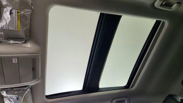 New 2026 MAZDA CX-50 AWD 2.5 Hybrid w/ Premium Pkg image 26