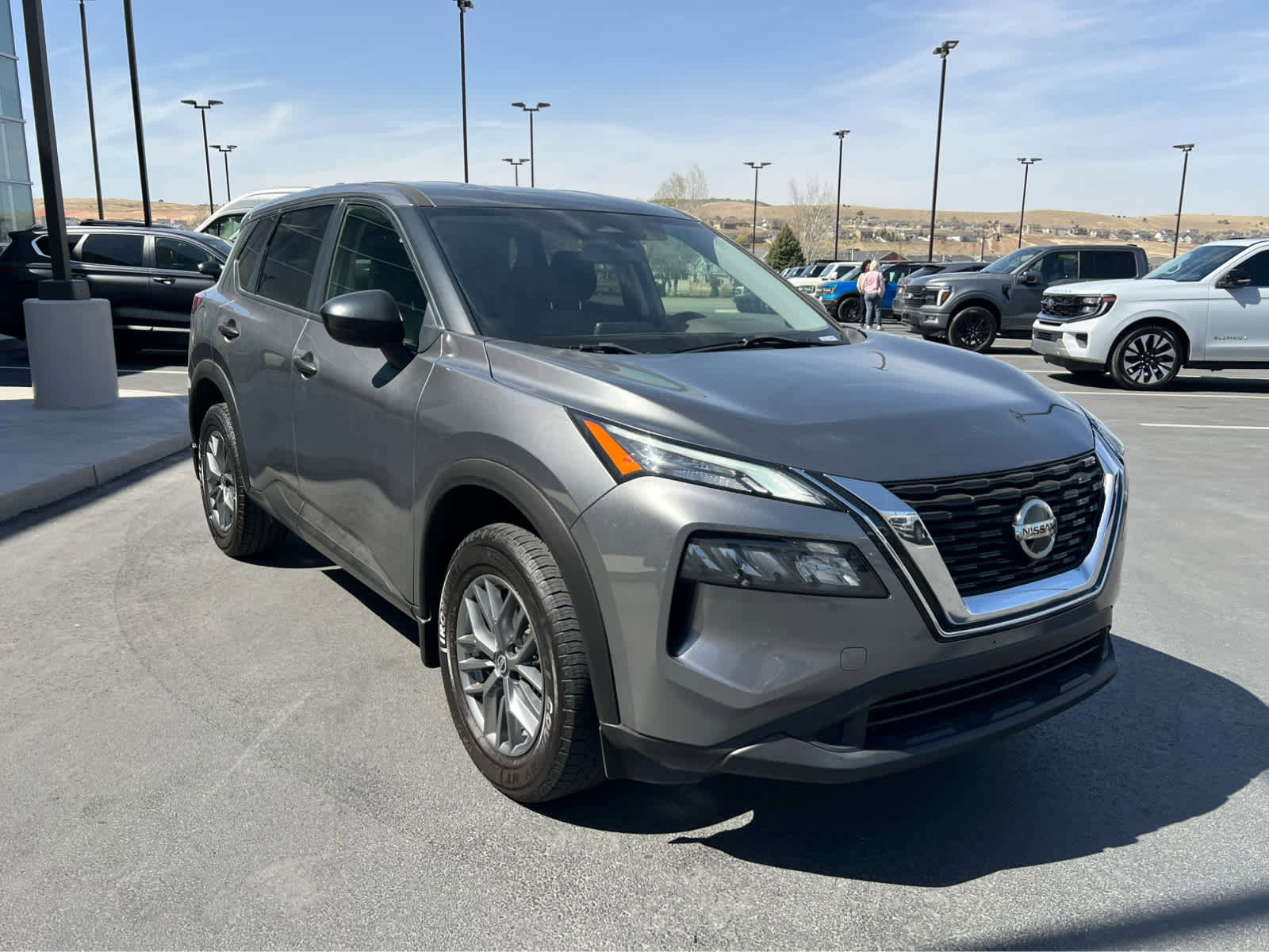 Used 2021 Nissan Rogue S image 4