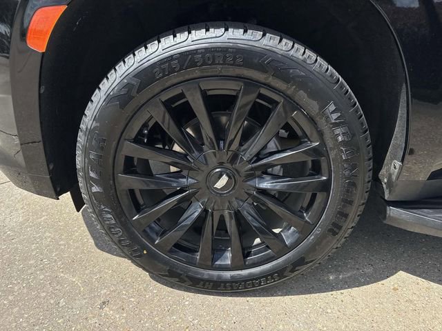 Used 2022 Cadillac Escalade Luxury RWD image 7