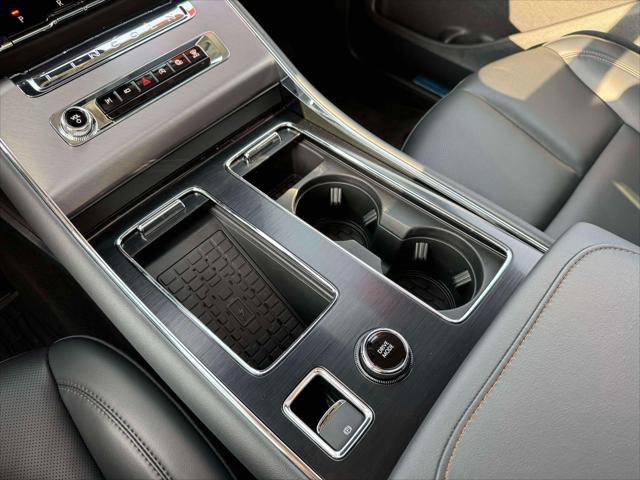 Used 2026 Lincoln Aviator AWD image 31