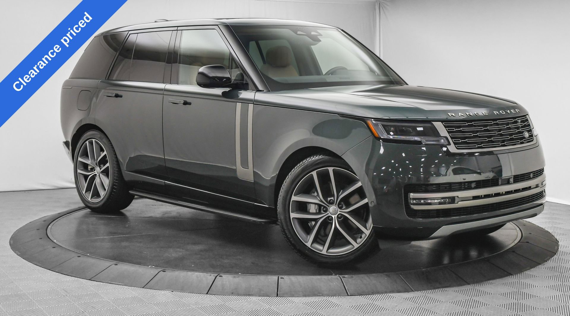 Used 2024 Land Rover Range Rover SE