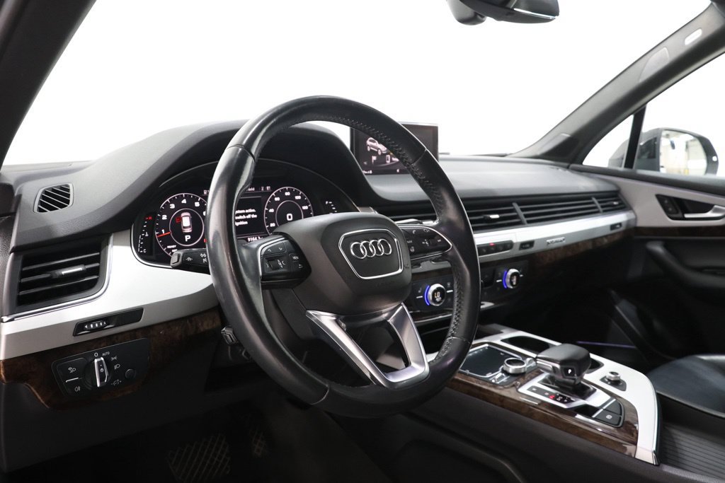 Used 2019 Audi Q7 2.0T Premium Plus AWD/4WD image 16