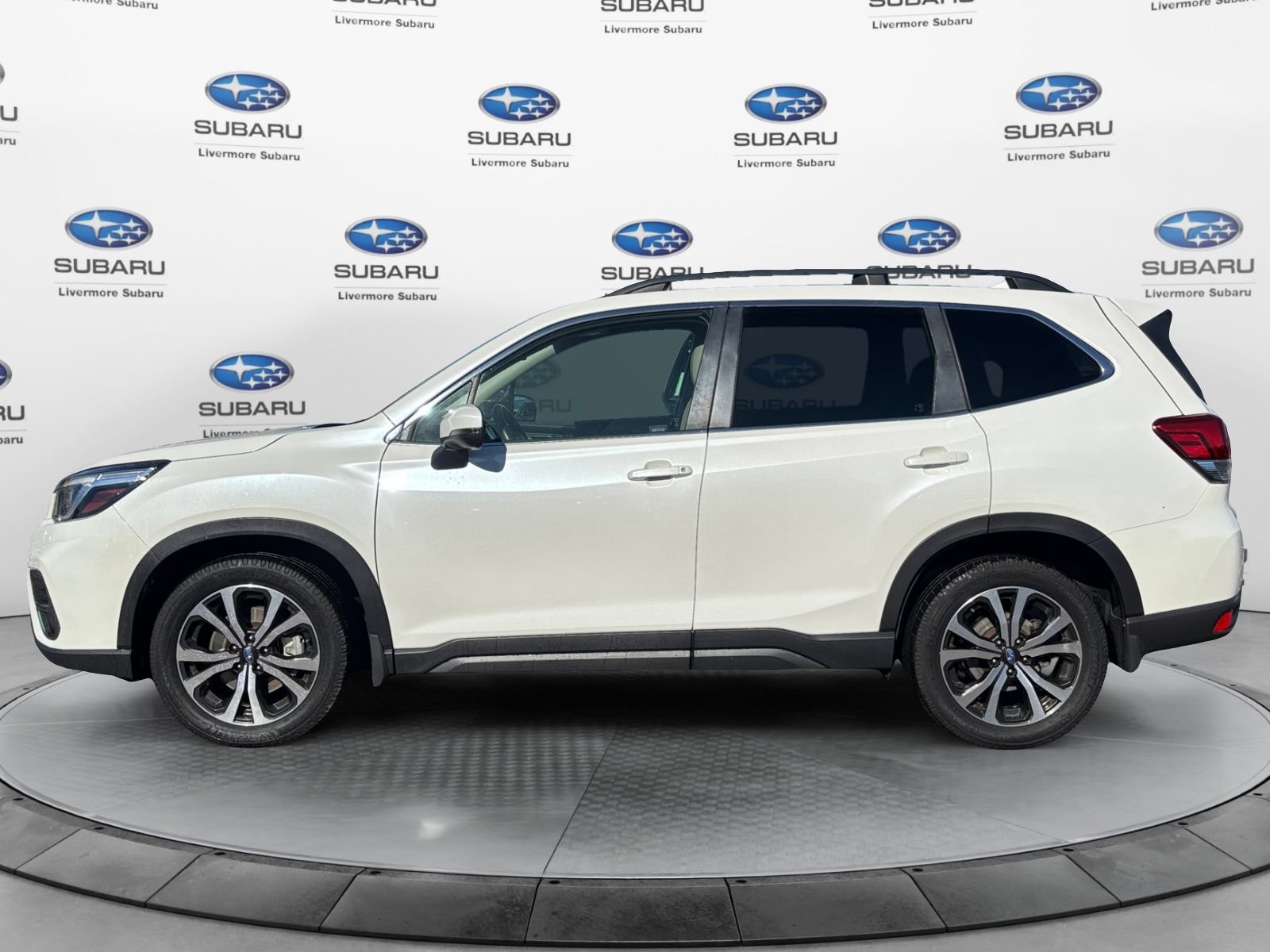 Used 2020 Subaru Forester Limited AWD/4WD image 3