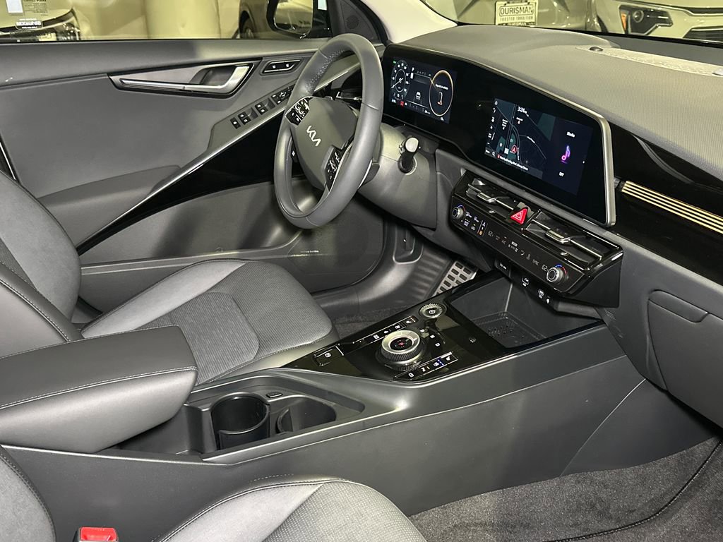 New 2026 Kia Niro Wave FWD image 14