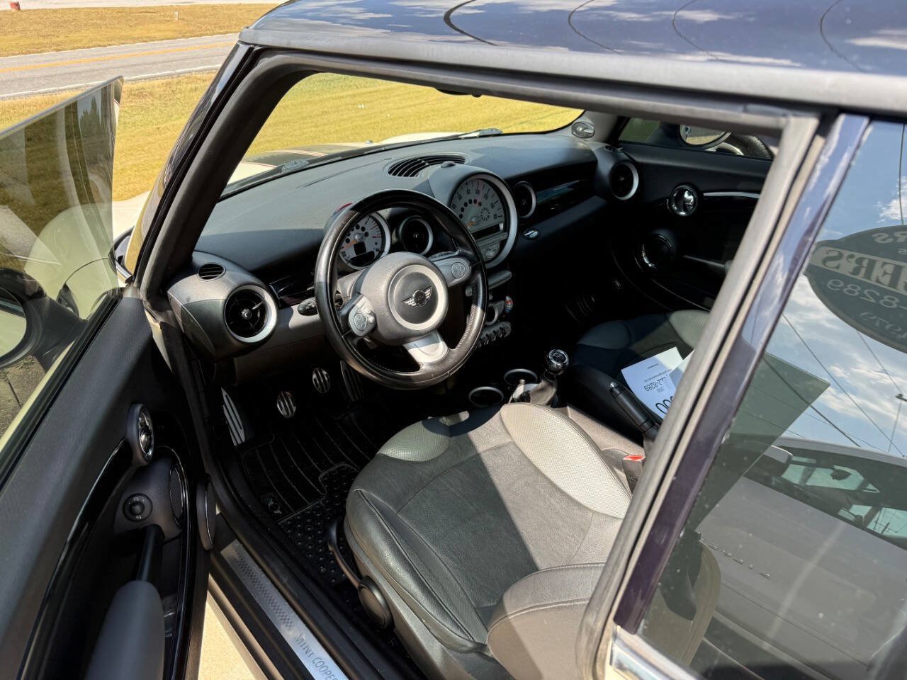 Used 2010 MINI Cooper S FWD image 6