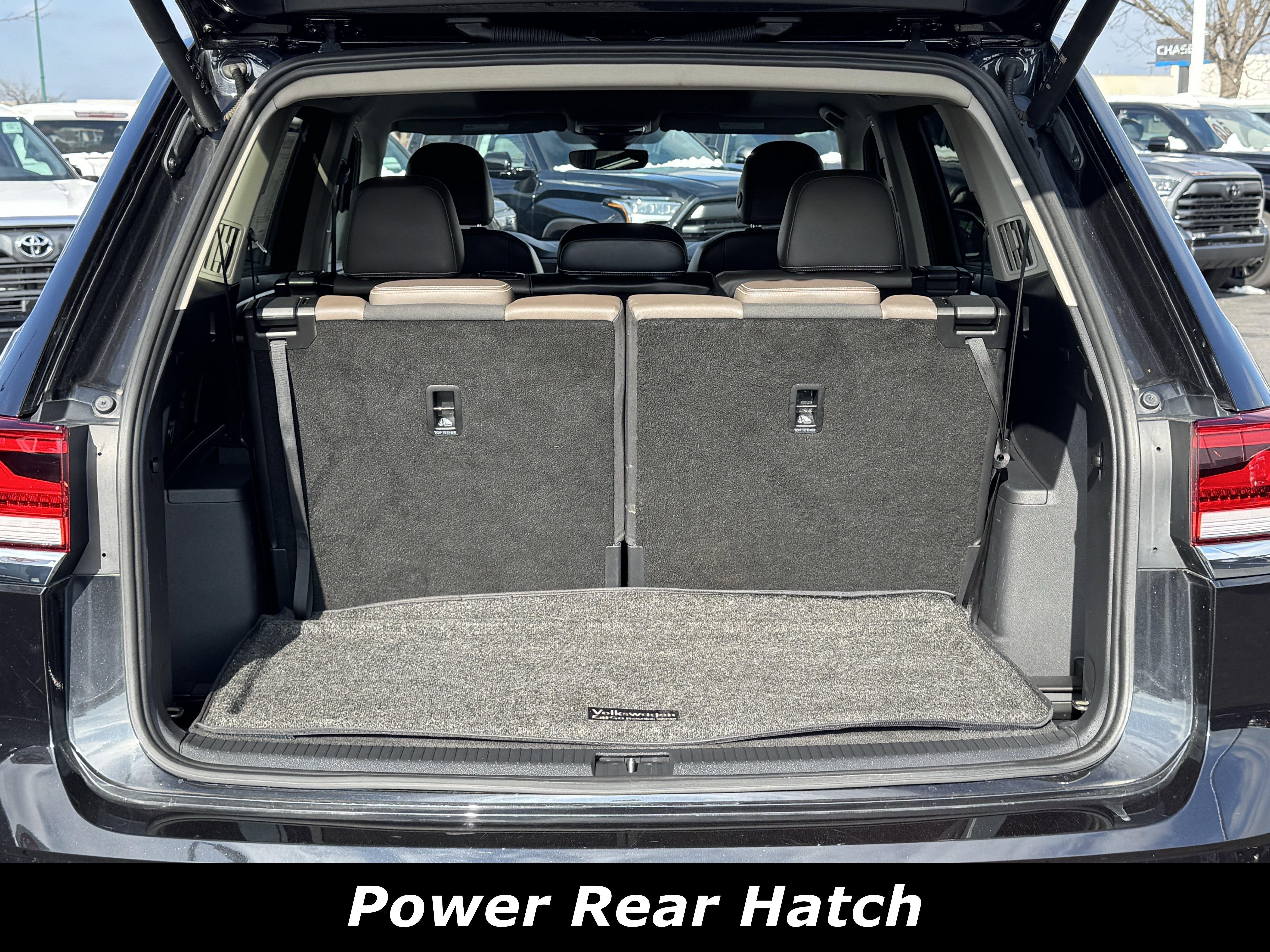 Used 2024 Volkswagen Atlas SEL image 13