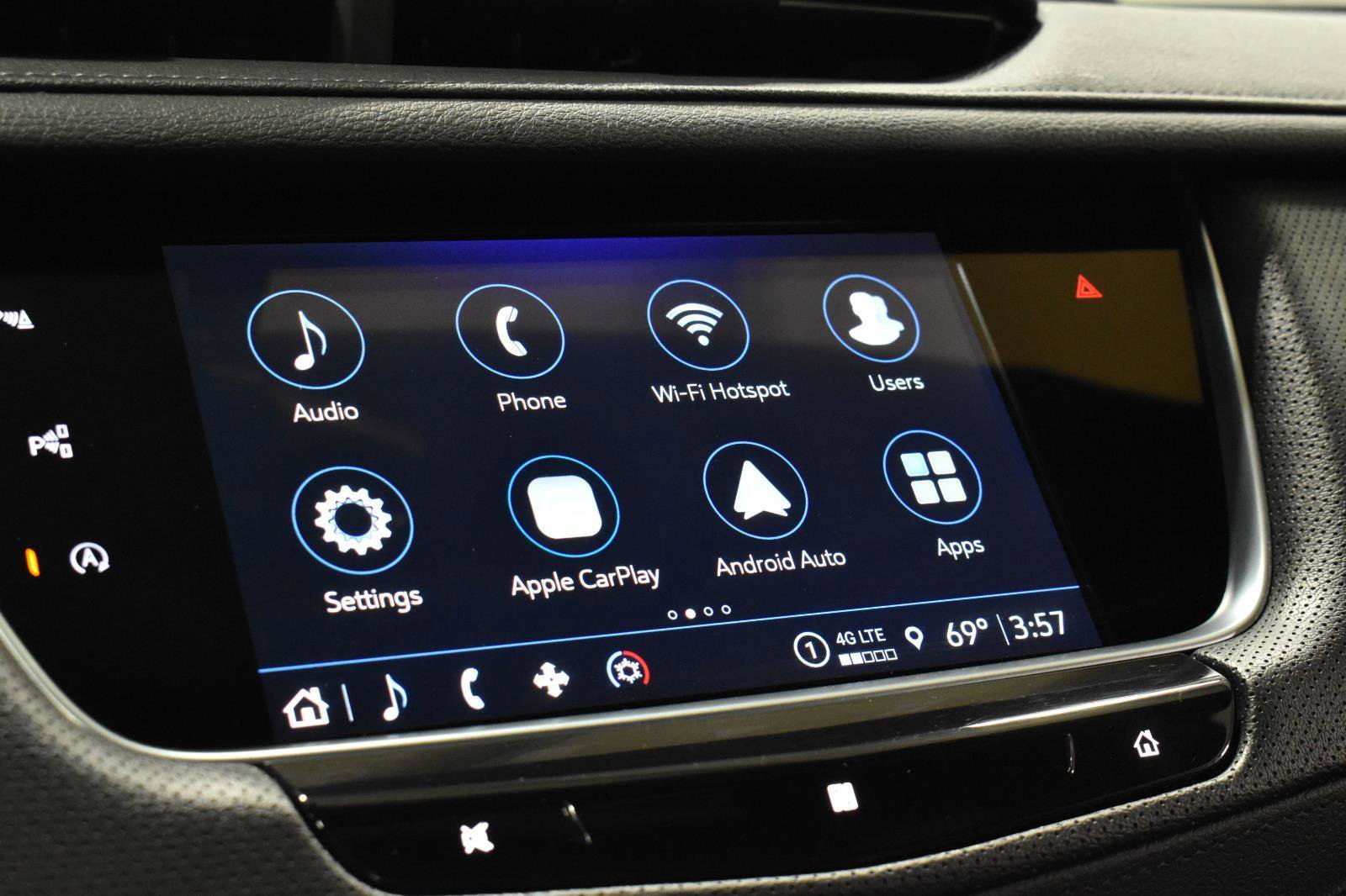 Used 2021 Cadillac XT5 Premium Luxury image 15