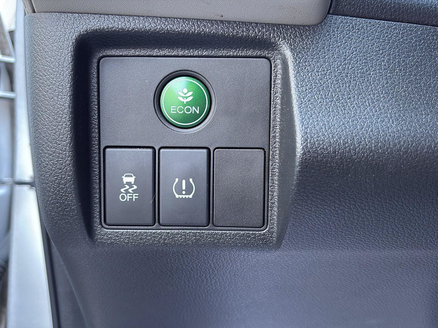 Used 2016 Honda HR-V EX-L image 9