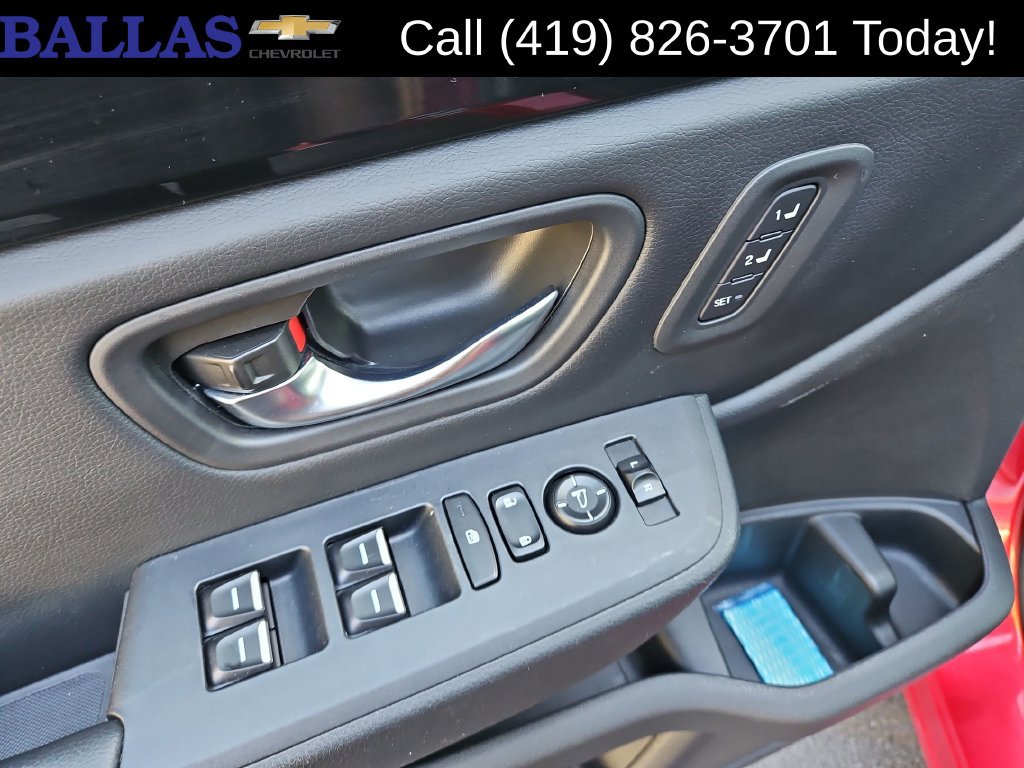 Used 2023 Honda Pilot Touring image 11