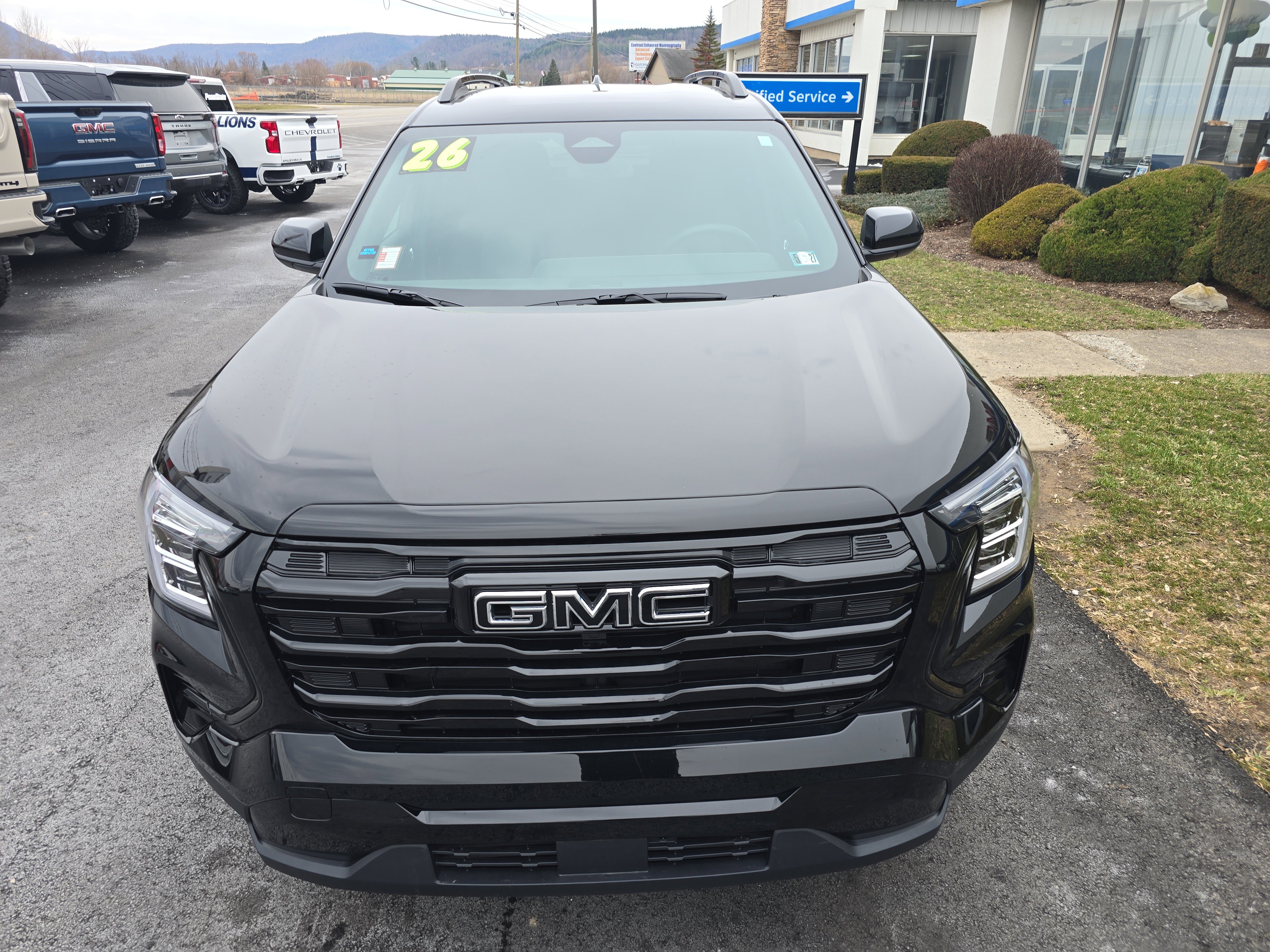 Used 2026 GMC Terrain Elevation w/ Black Edition image 9