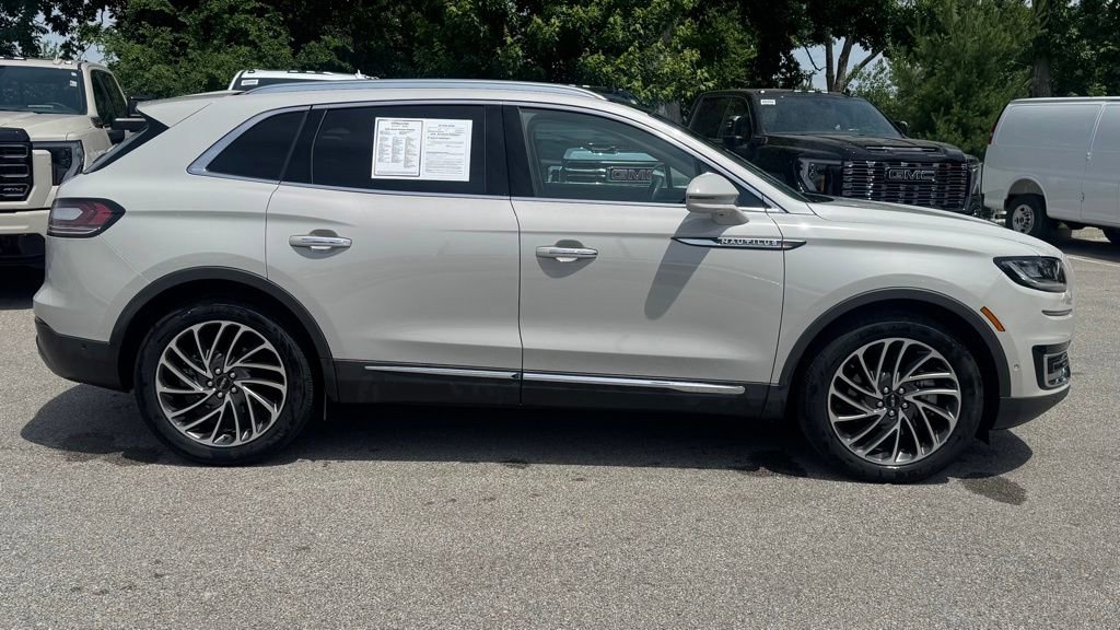 Used 2020 Lincoln Nautilus Reserve w/ Equipment Group 201A FWD image 2