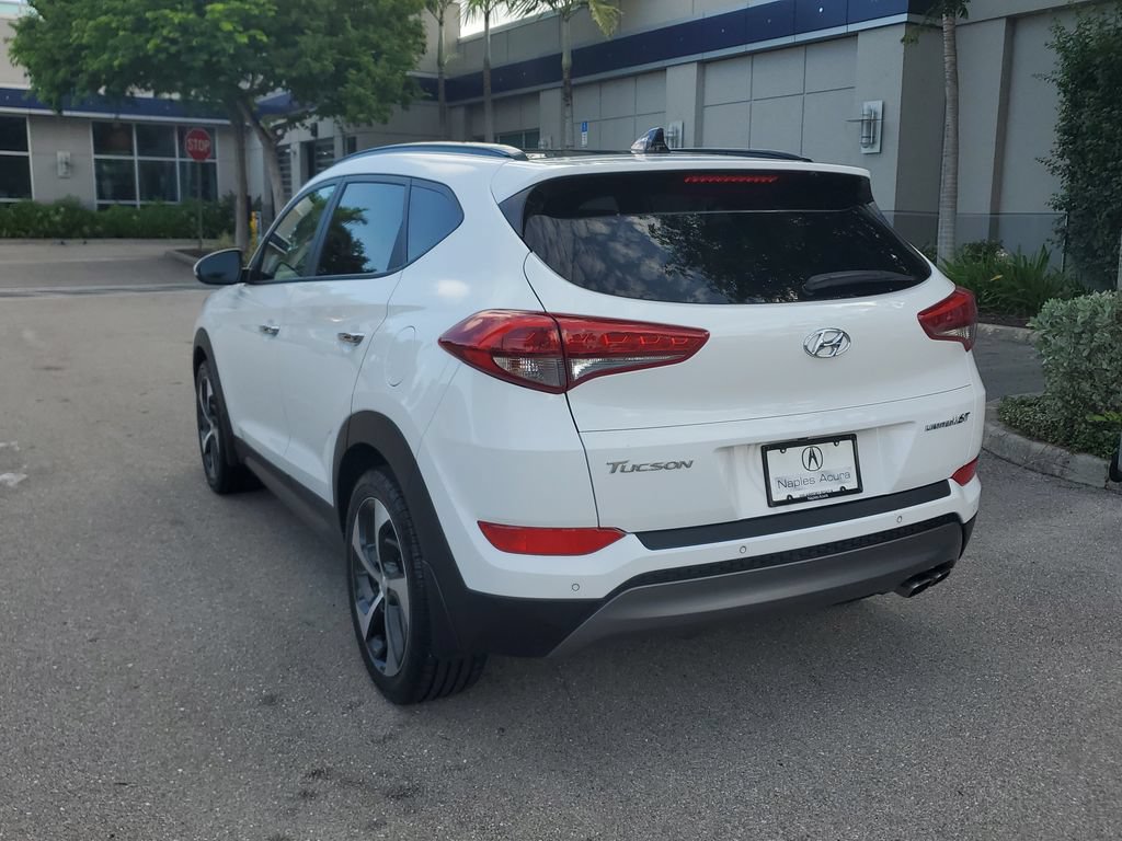 Used 2016 Hyundai Tucson Limited w/ Option Group 03 FWD image 6