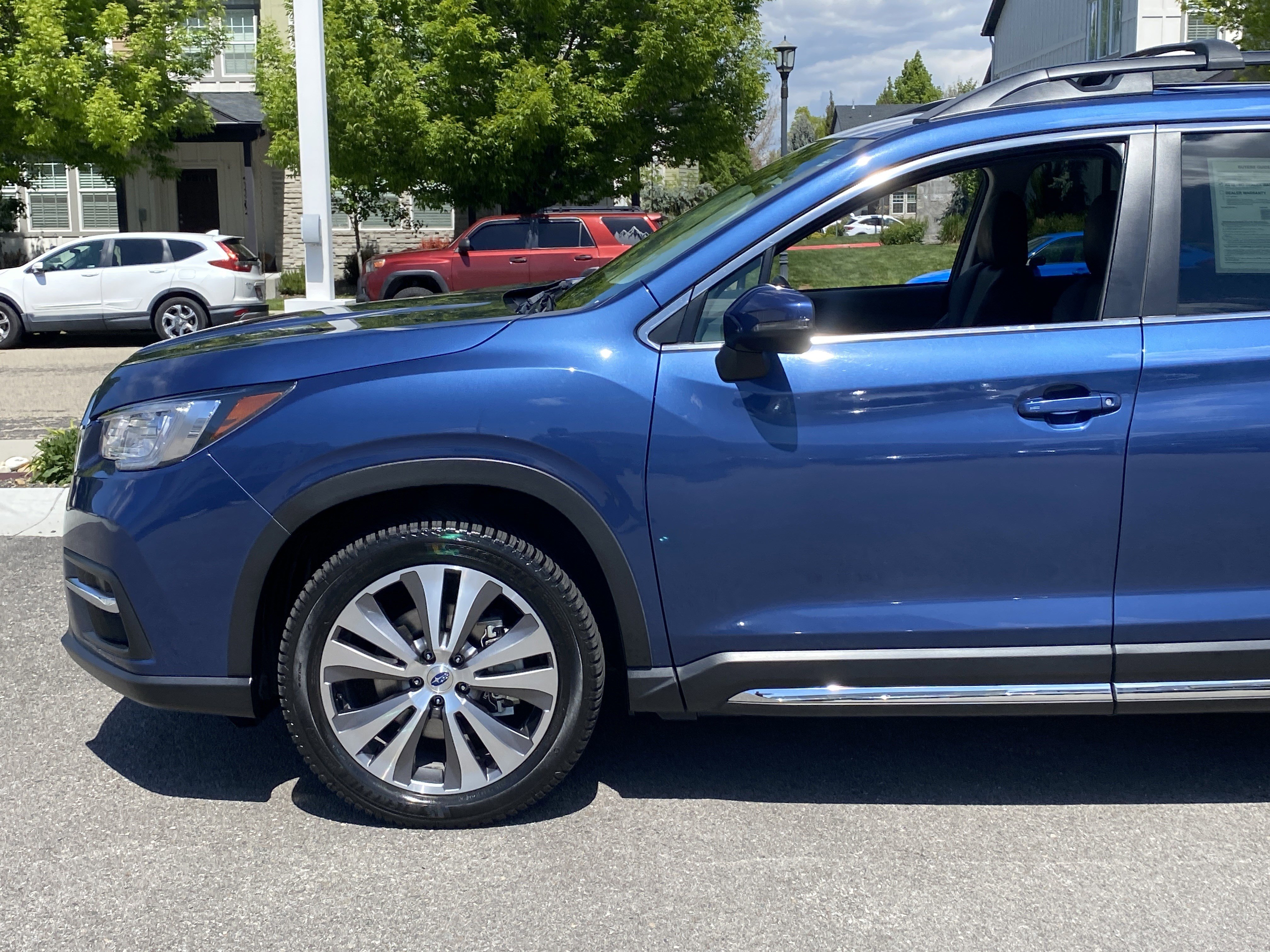 Certified 2022 Subaru Ascent Limited w/ Technology Package AWD/4WD image 2