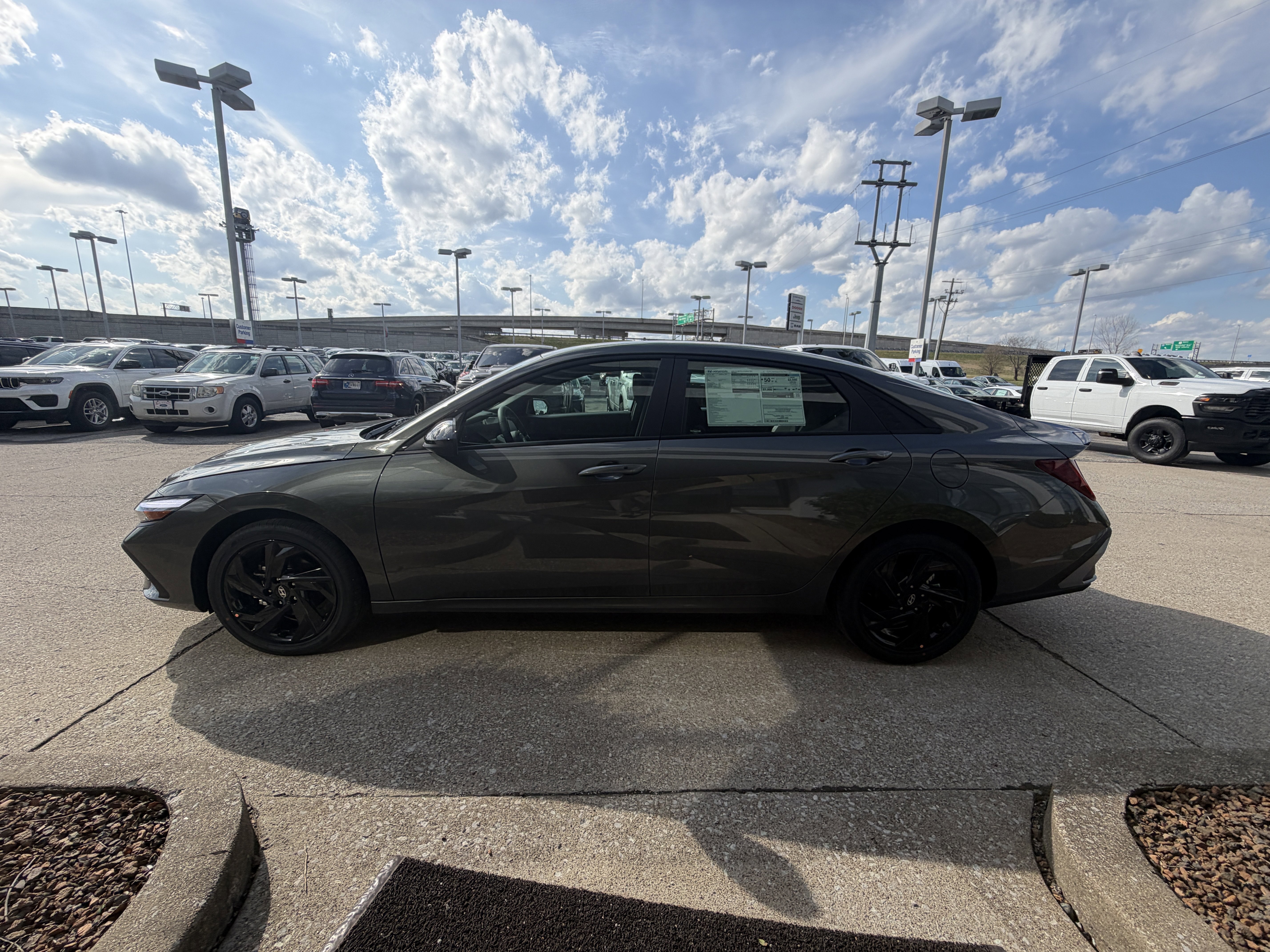 New 2026 Hyundai Elantra Sport FWD image 10