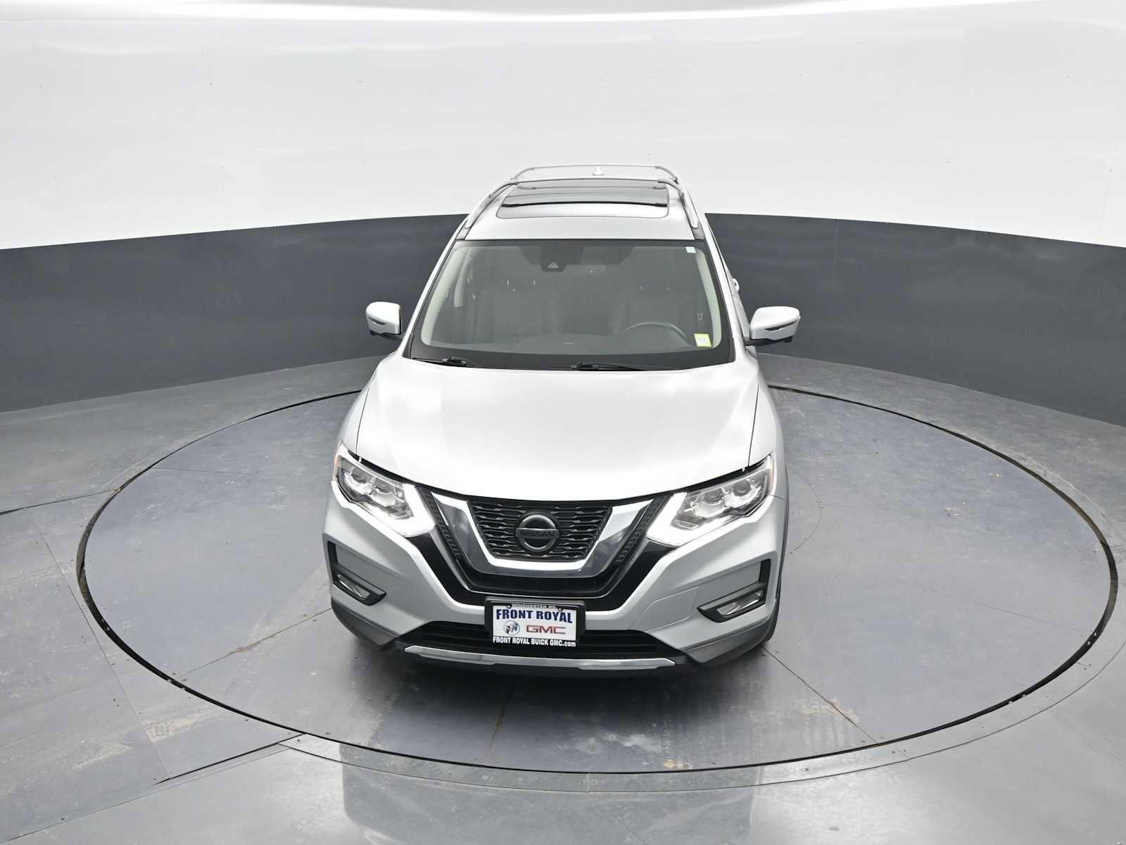 Used 2018 Nissan Rogue SL w/ Premium Package image 30