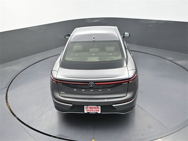 Used 2023 Toyota Crown XLE image 24