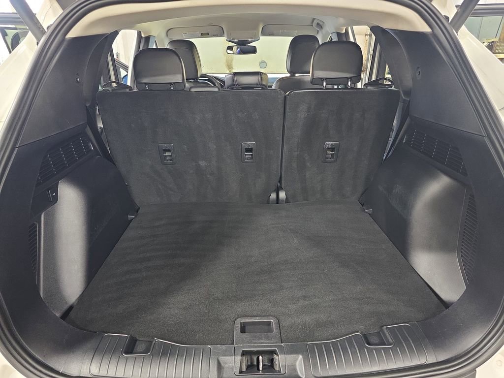 Used 2024 Ford Escape Platinum image 12
