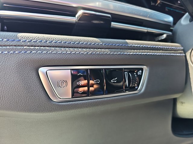 New 2026 Cadillac Escalade IQ Sport 1 w/ LPO, ONYX Package image 27