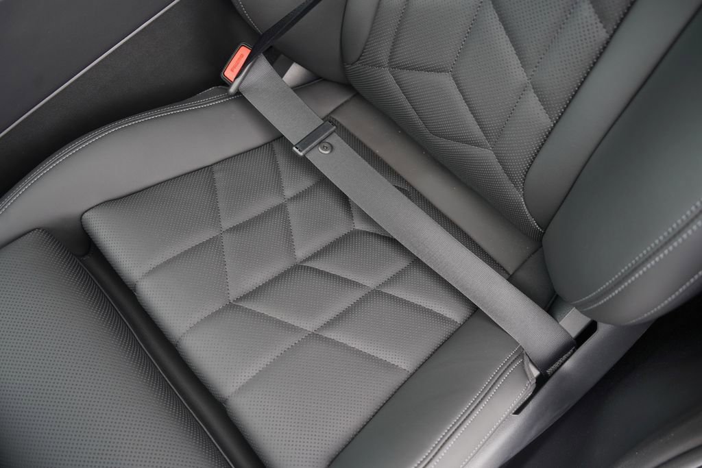 Used 2025 BMW i5 xDrive40 w/ M Sport Package image 12