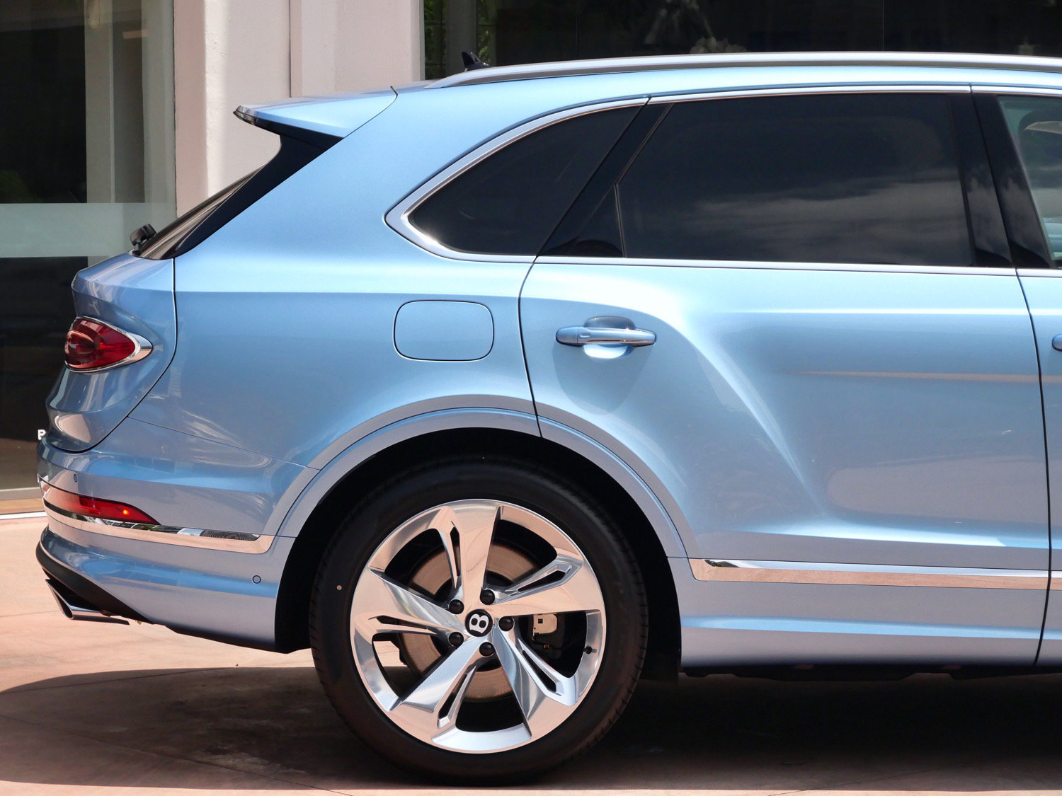 New 2026 Bentley Bentayga AWD/4WD image 9